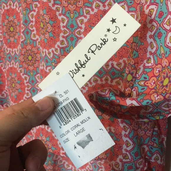 Beautiful!  Colorful tunic! - Picture 4 of 5